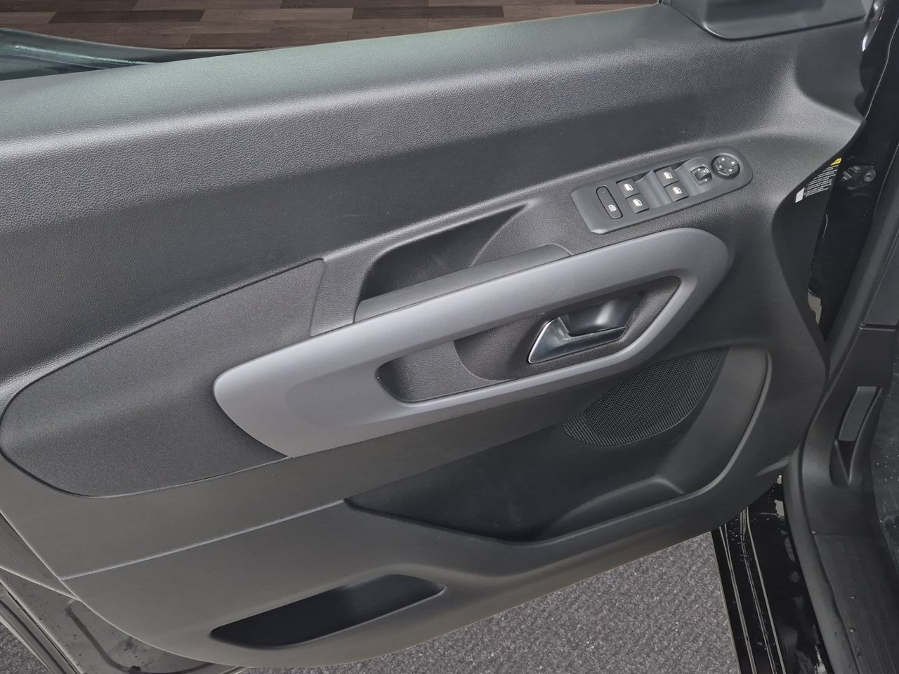 Citroën Berlingo M Plus Diésel 100CV Manual - Foto 22