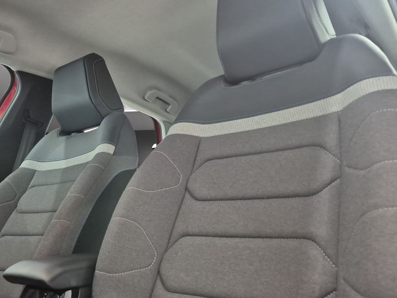 Citroën C4 PureTech 130 S&S 6v Plus - Foto 16