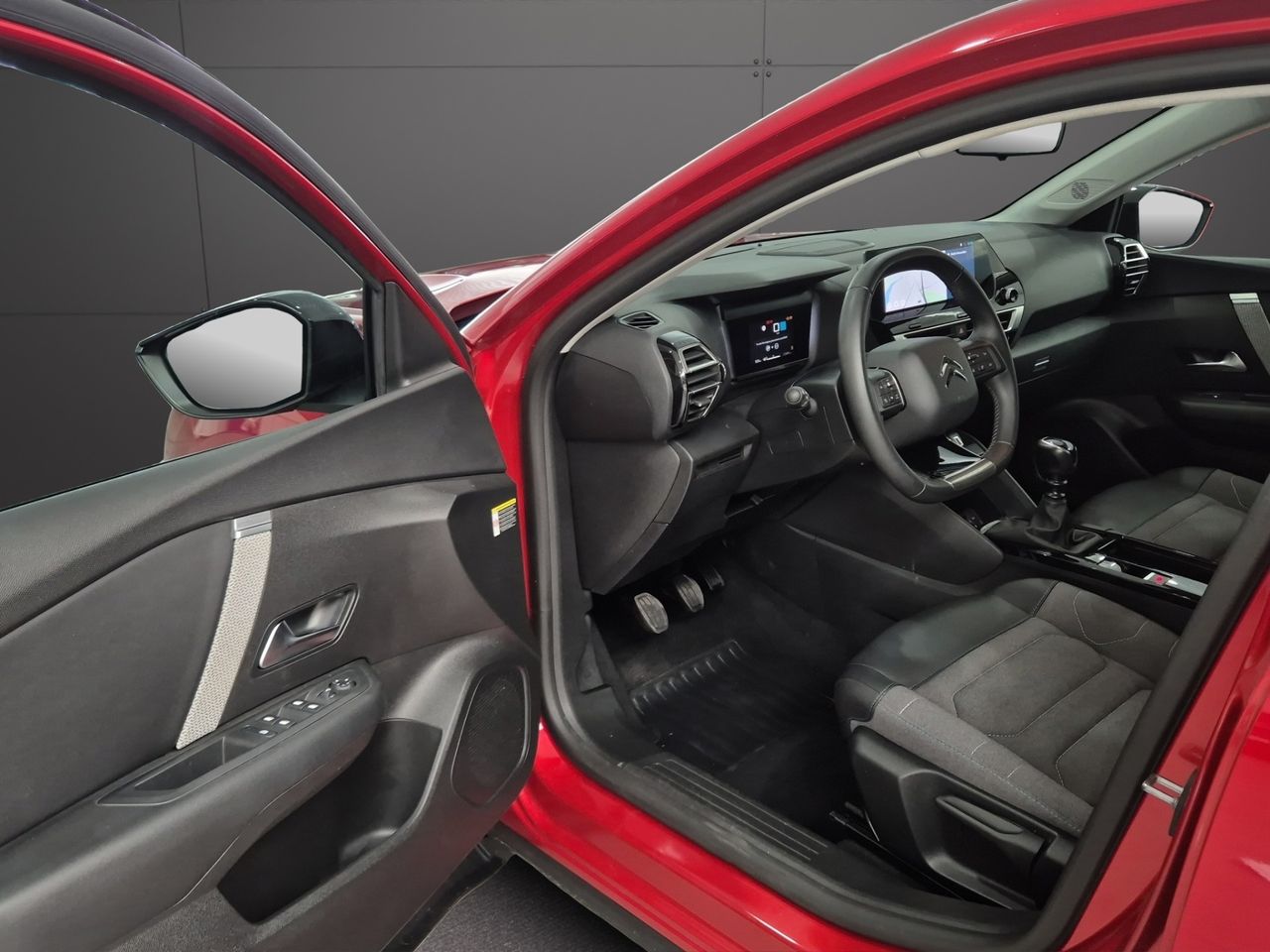 Citroën C4 PureTech 130 S&S 6v Plus - Foto 11