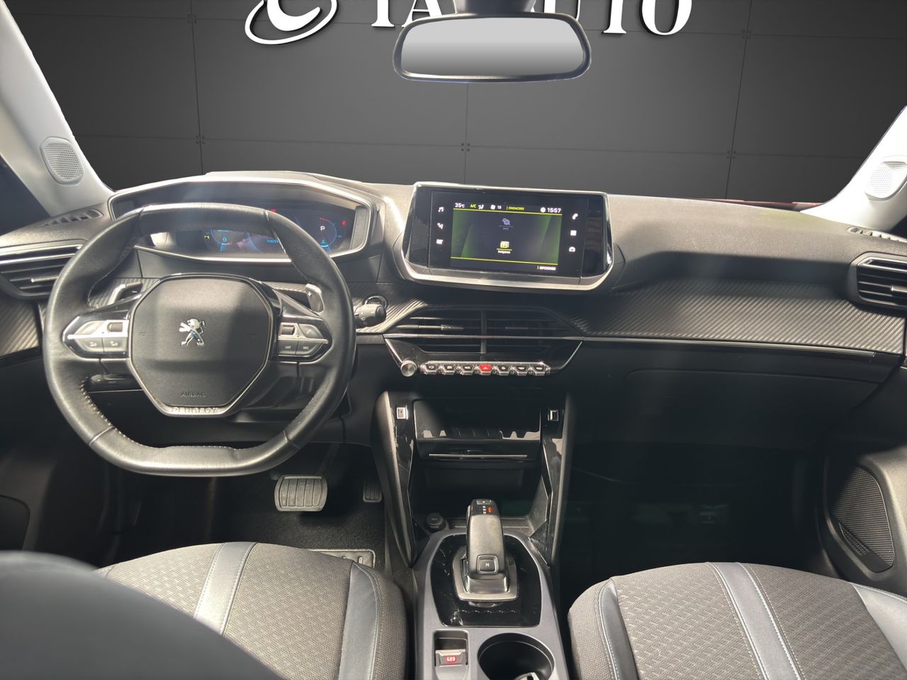 Peugeot 2008 Allure BlueHDI 130 S&S EAT8 - Foto 13