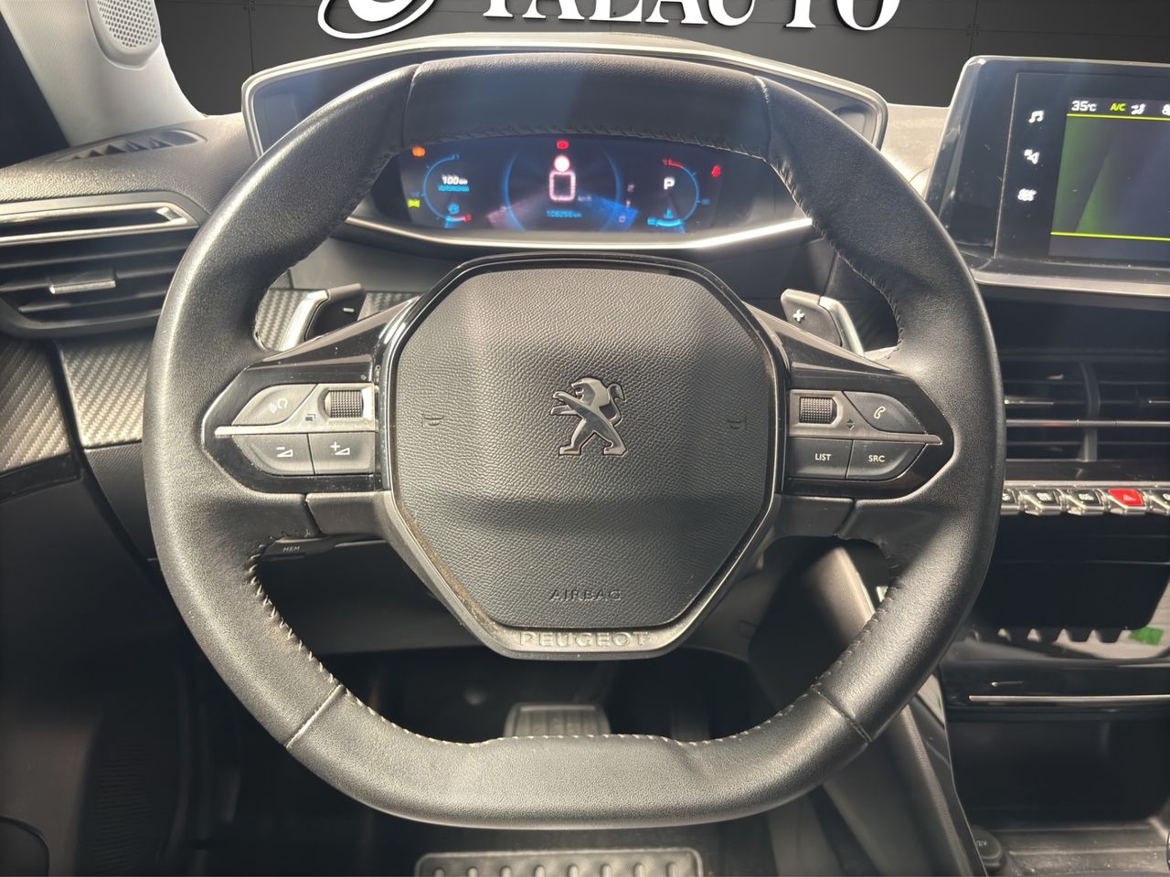 Peugeot 2008 Allure BlueHDI 130 S&S EAT8 - Foto 17
