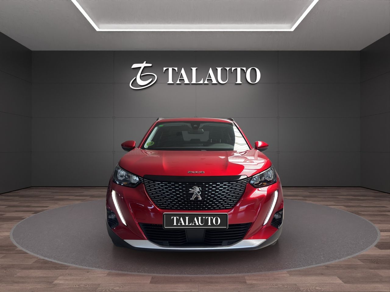 Peugeot 2008 Allure BlueHDI 130 S&S EAT8 - Foto 9