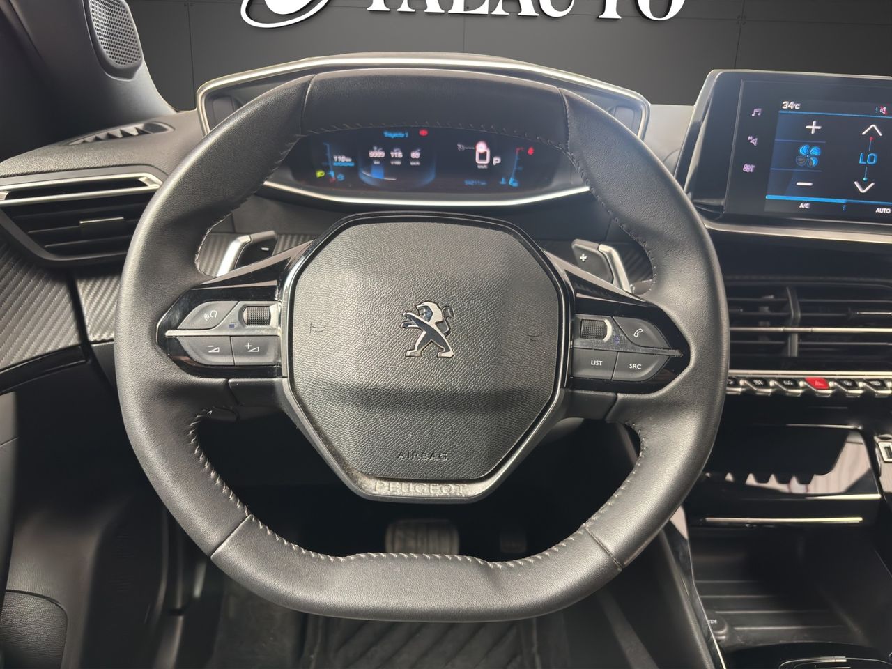 Peugeot 2008 Allure Pack BlueHDI 130 S&S EAT8 - Foto 17