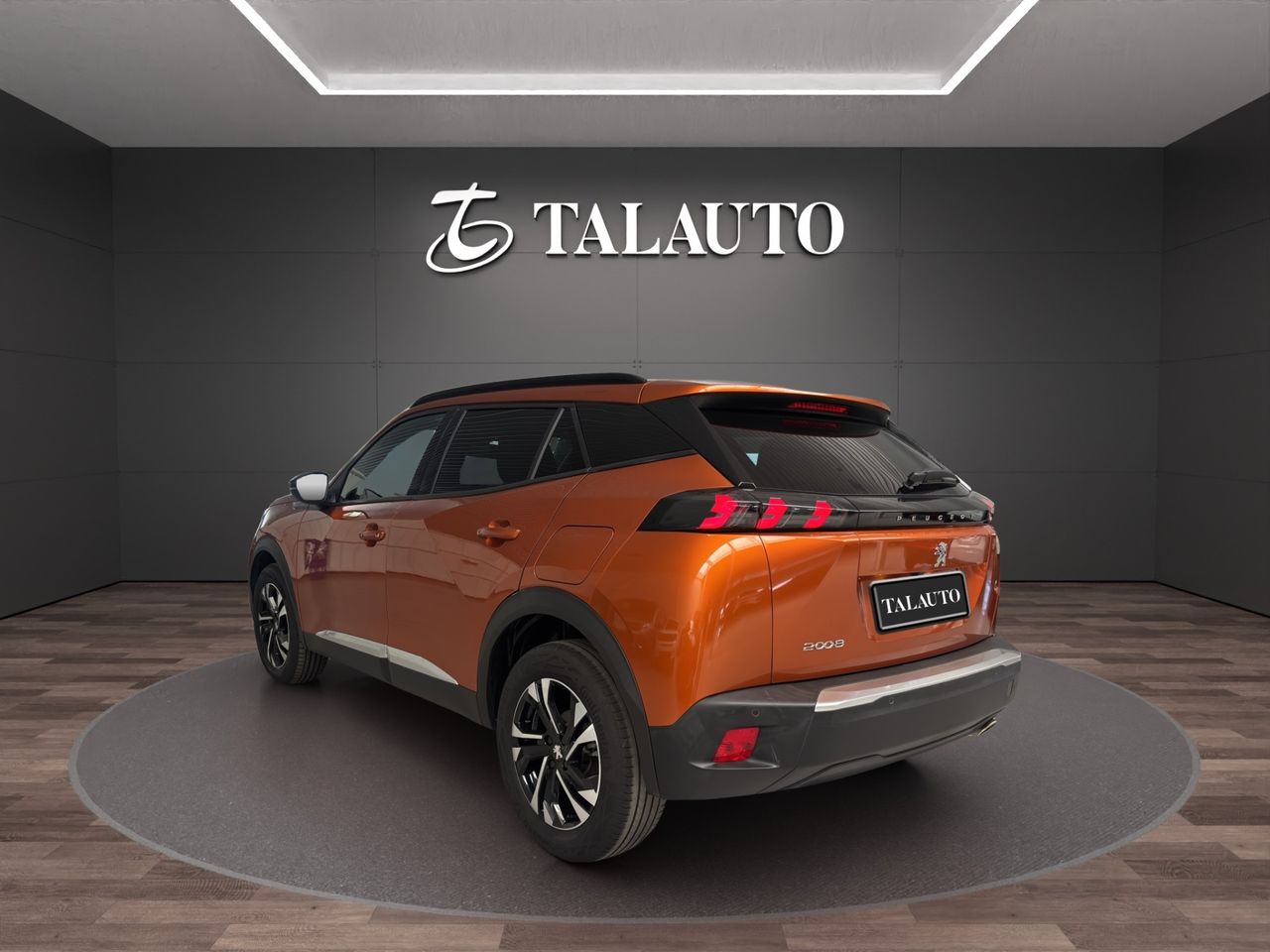 Peugeot 2008 Allure Pack BlueHDI 130 S&S EAT8 - Foto 4