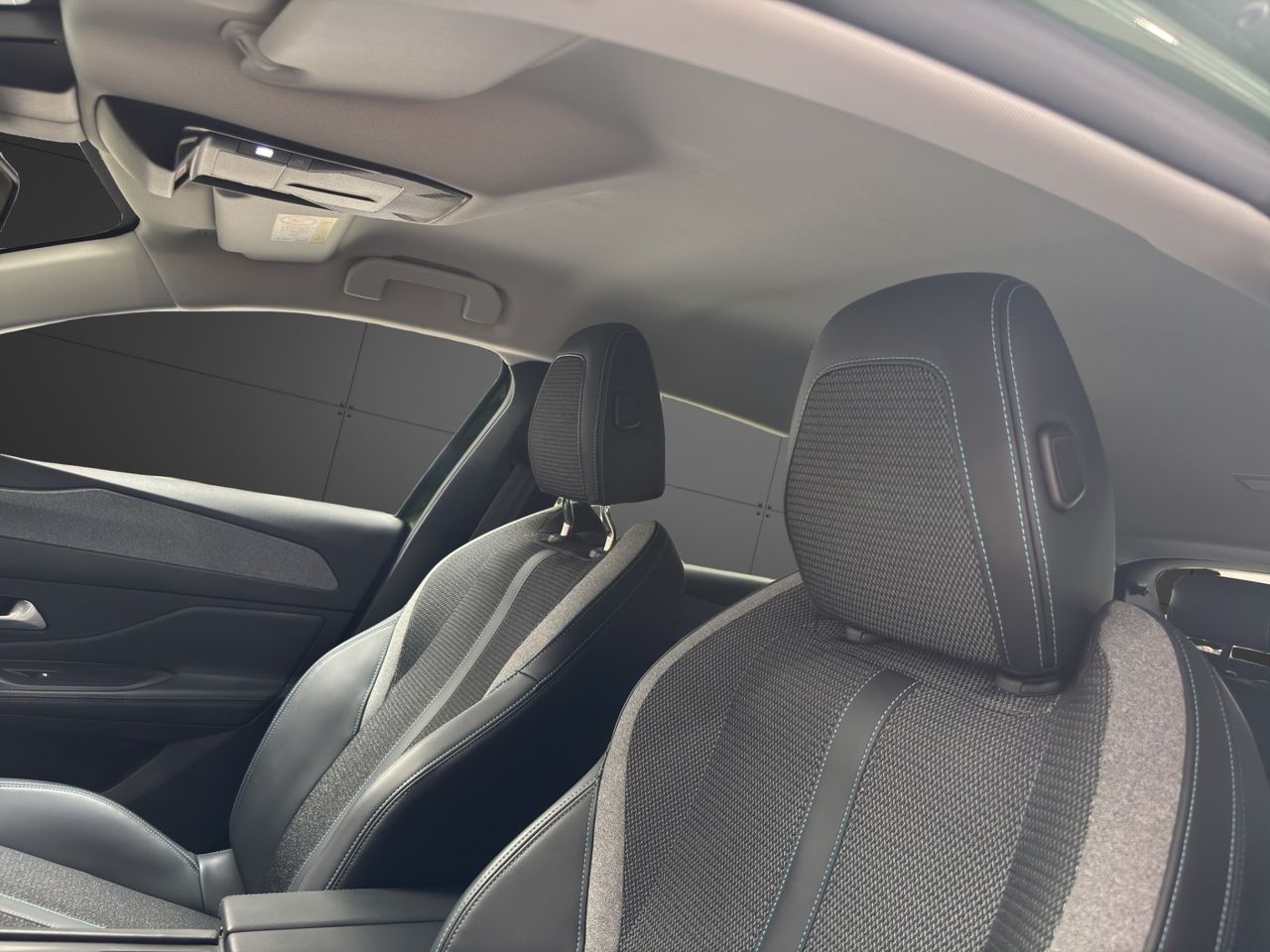 Peugeot 308 5P Allure Pack PureTech 130 S&S EAT8 - Foto 16