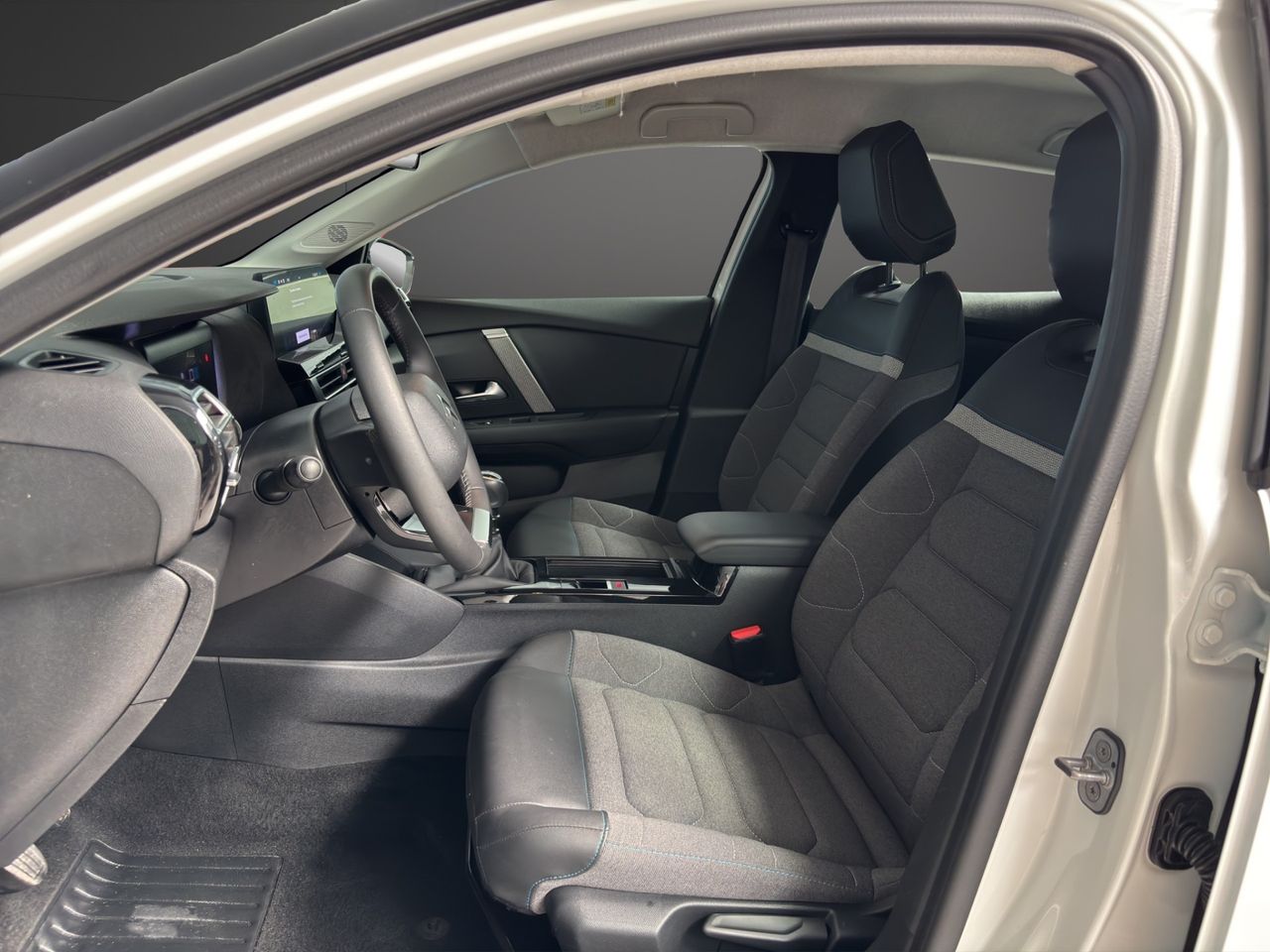 Citroën C4 PureTech 130 S&S 6v Feel Pack - Foto 10