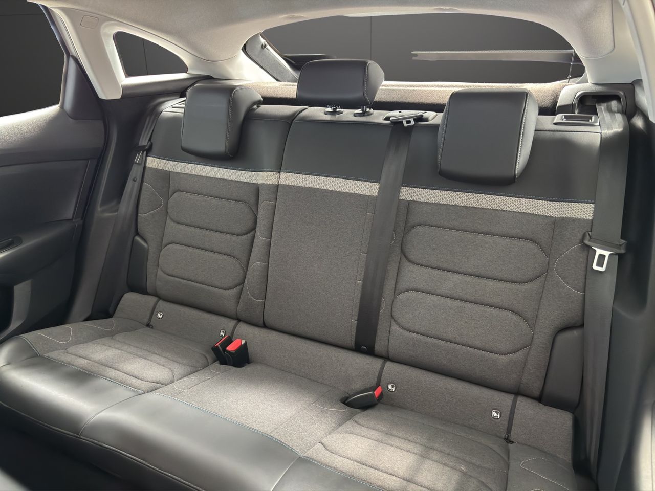 Citroën C4 PureTech 130 S&S 6v Feel Pack - Foto 12