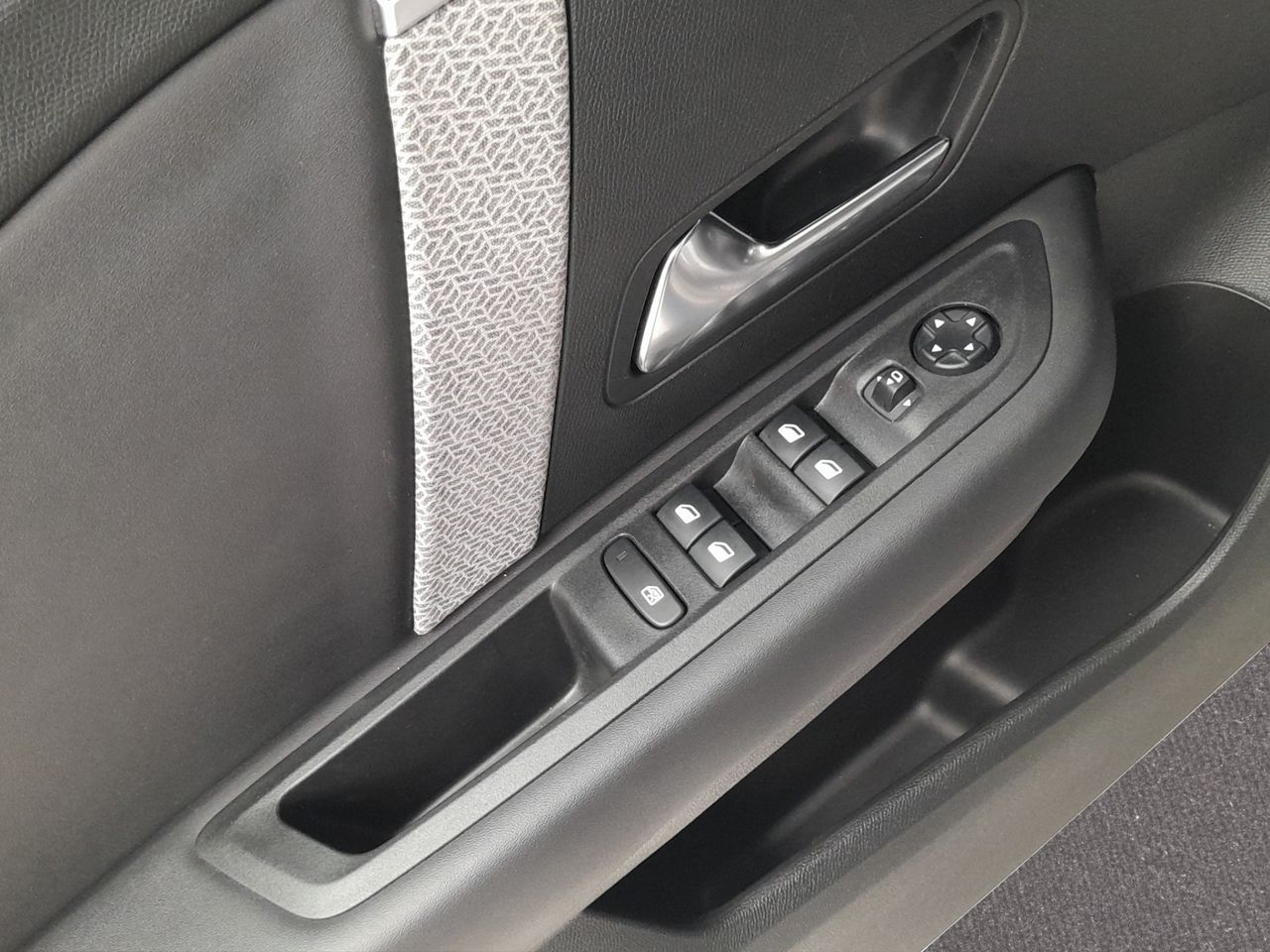 Citroën C4 PureTech 130 S&S 6v Feel Pack - Foto 19