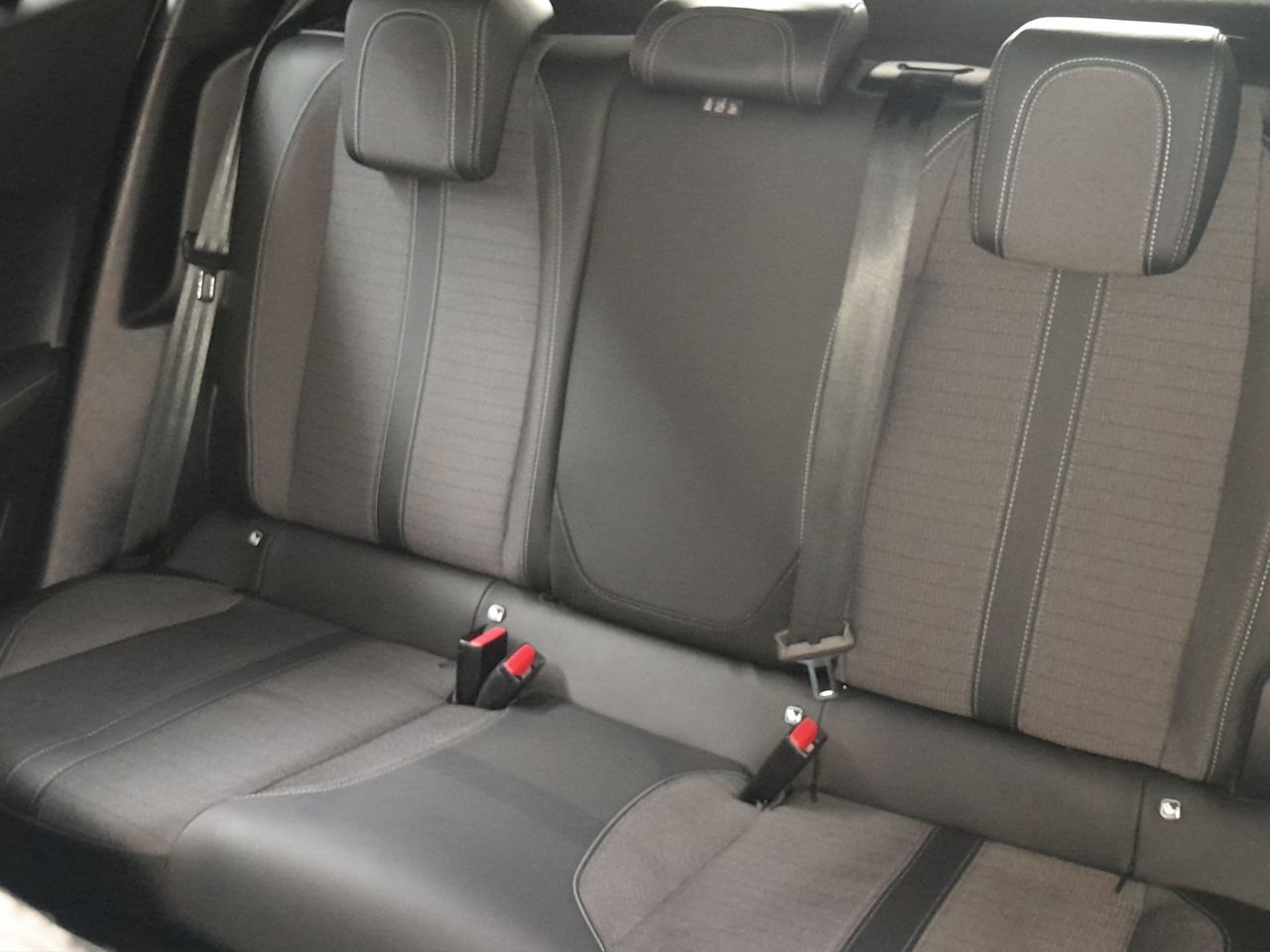 Peugeot 2008 Allure Puretech 100 S&S 6 Vel. MAN - Foto 12