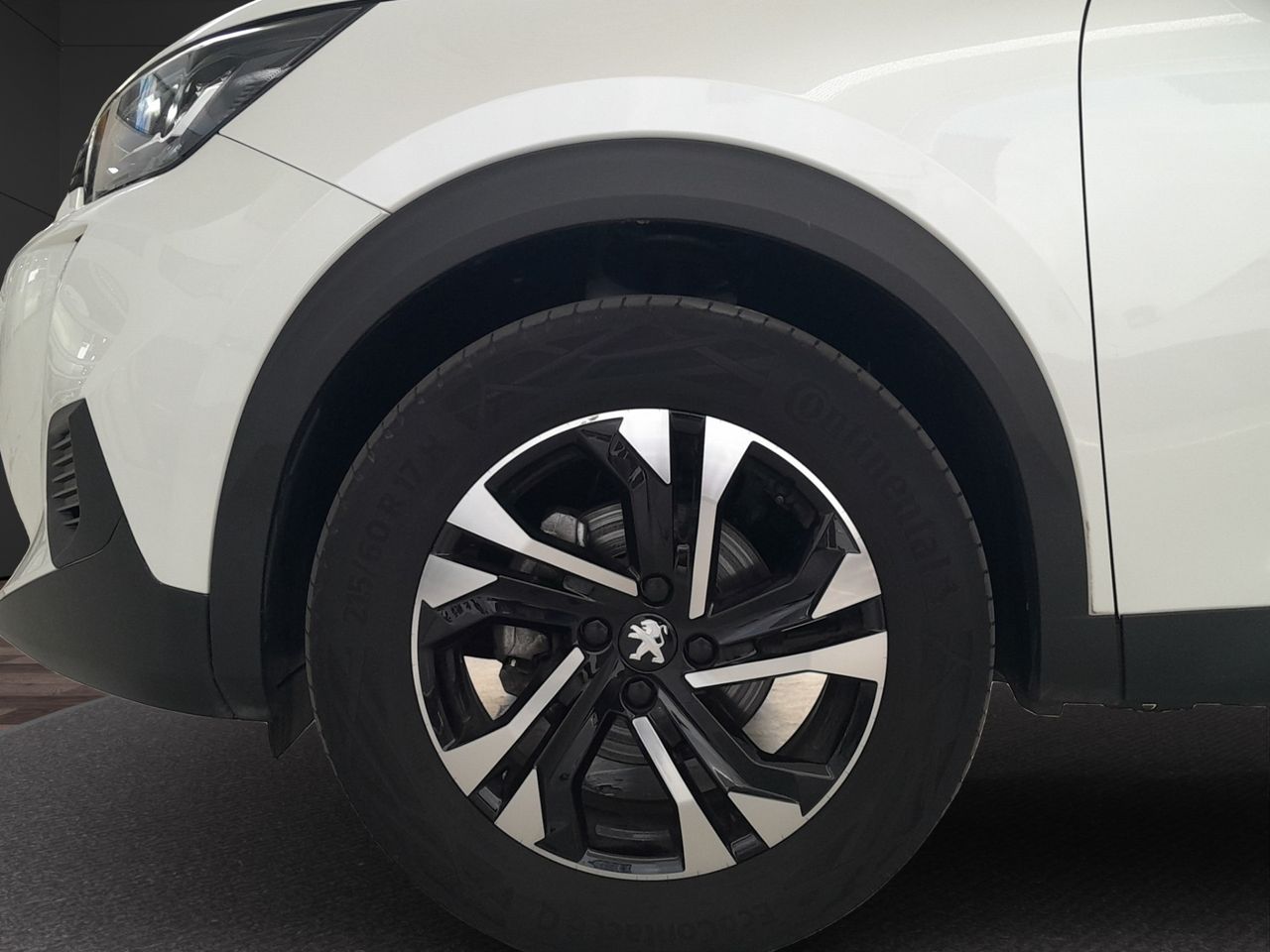 Peugeot 2008 Allure Puretech 100 S&S 6 Vel. MAN - Foto 21