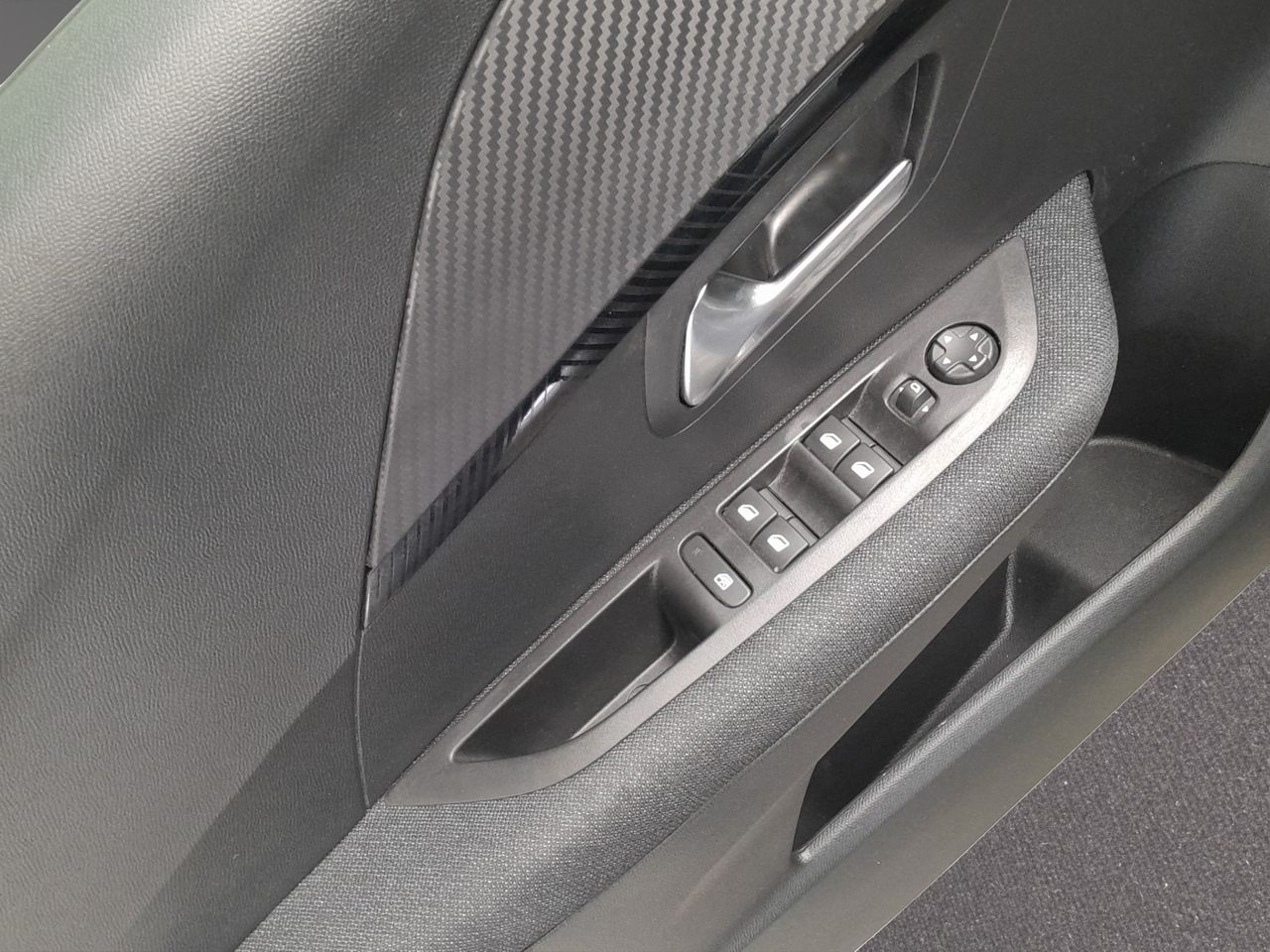 Peugeot 208 Style Gasolina 100 S&S 6 Vel MAN - Foto 12