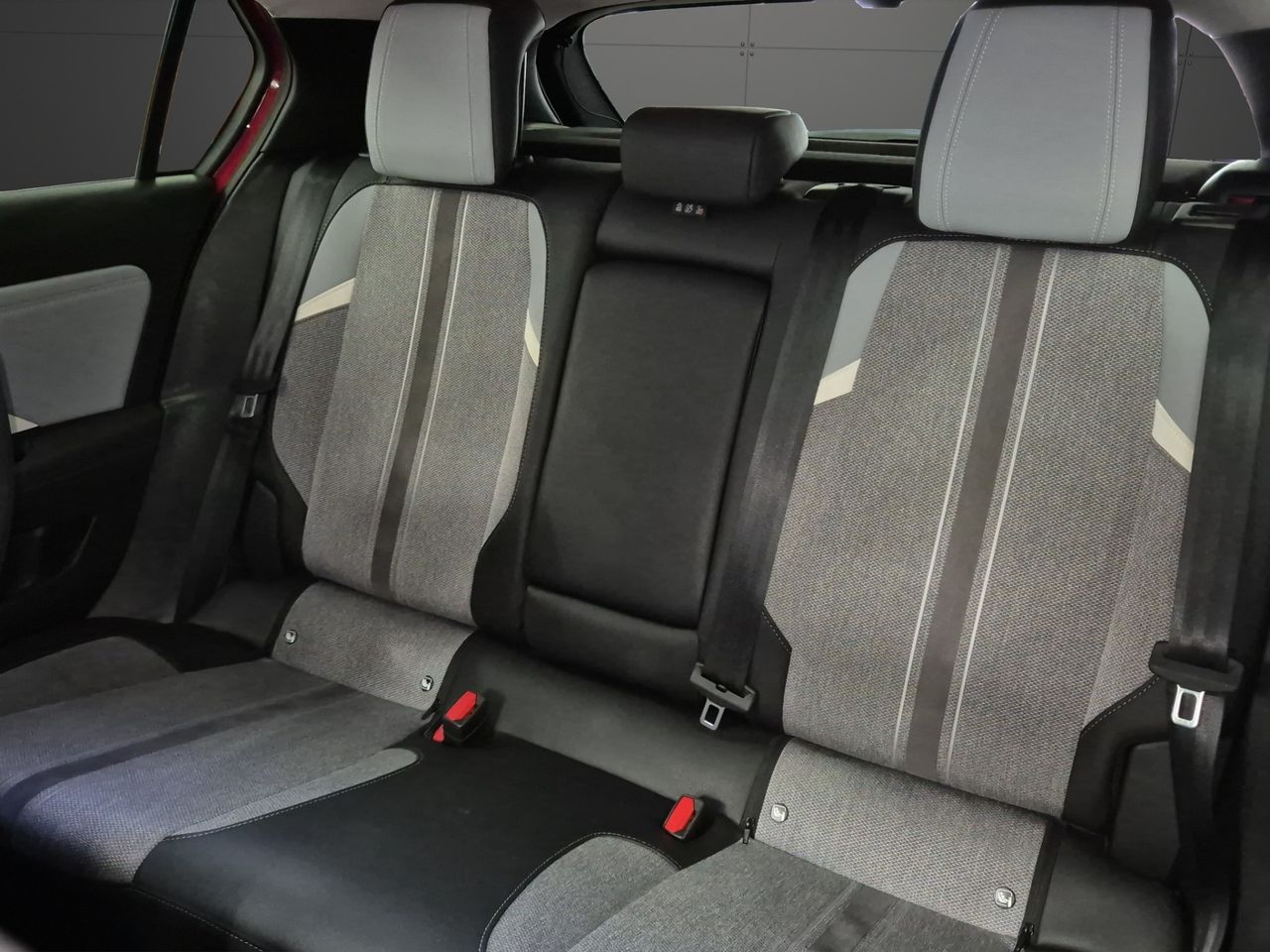 Opel Astra 1.2T XHT 96kW (130CV) Elegance Auto - Foto 16