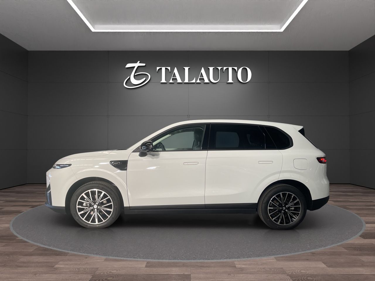Leapmotor B10 B10 REEV 18.8 kWh Design Auto - Foto 3