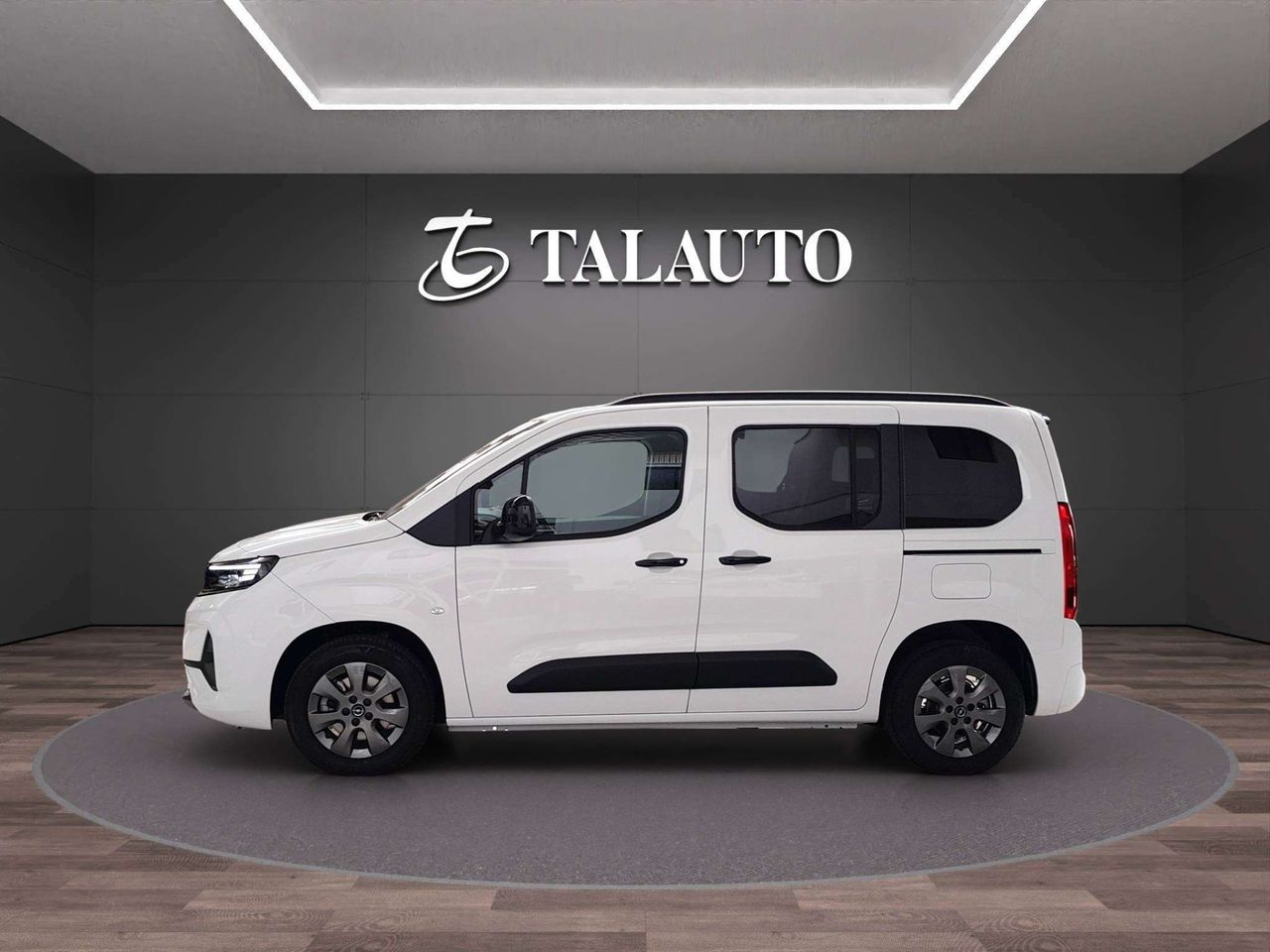 Opel Combo 100 Cv 1.5 Td S/S MT6 €6.4 - Foto 3