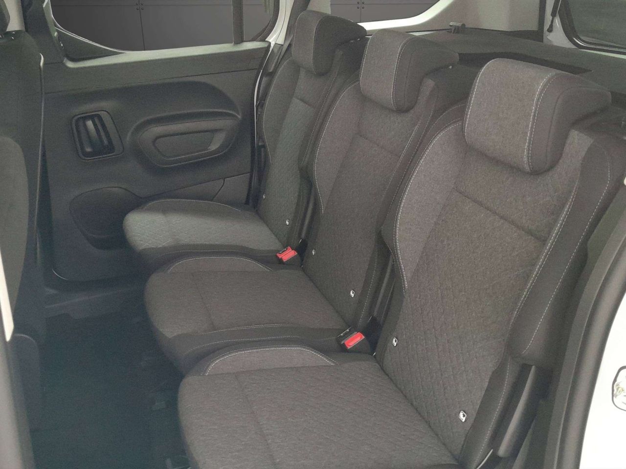 Opel Combo 100 Cv 1.5 Td S/S MT6 €6.4 - Foto 14