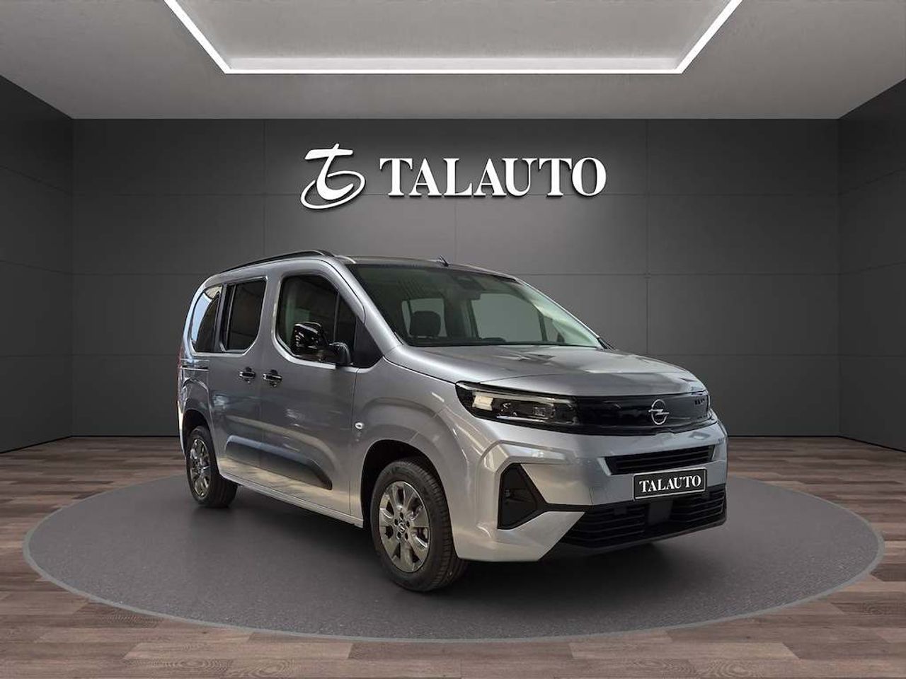 Opel Combo 100 Cv 1.5 Td S/S MT6 €6.4 - Foto 8