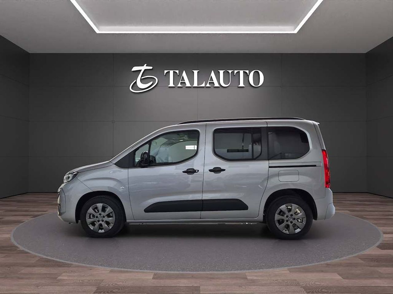 Opel Combo 100 Cv 1.5 Td S/S MT6 €6.4 - Foto 3