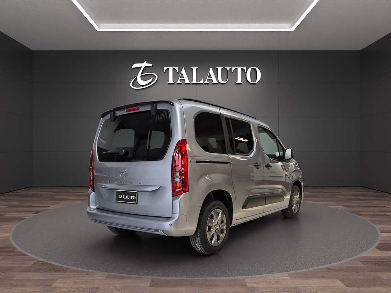 Opel Combo 100 Cv 1.5 Td S/S MT6 €6.4 - Foto 6