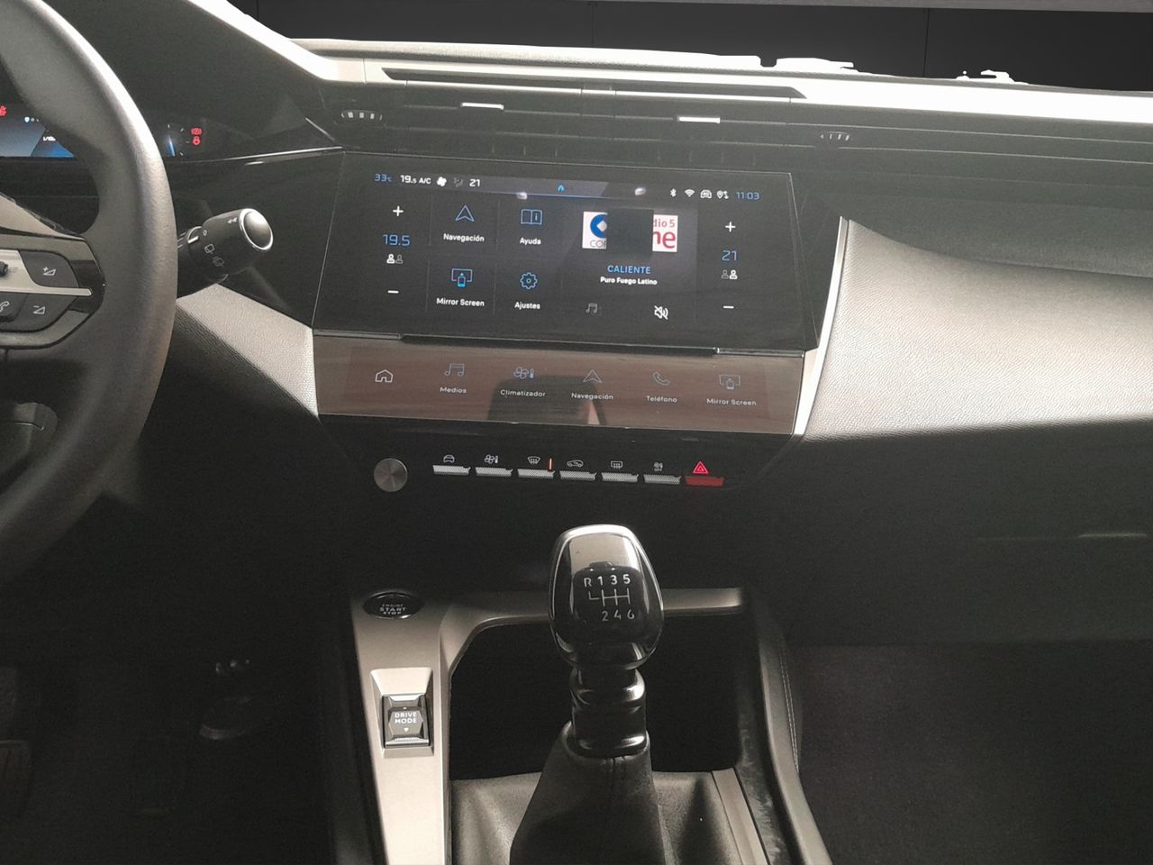 Peugeot 308 5P Allure Gasolina 130 S&S MAN - Foto 18