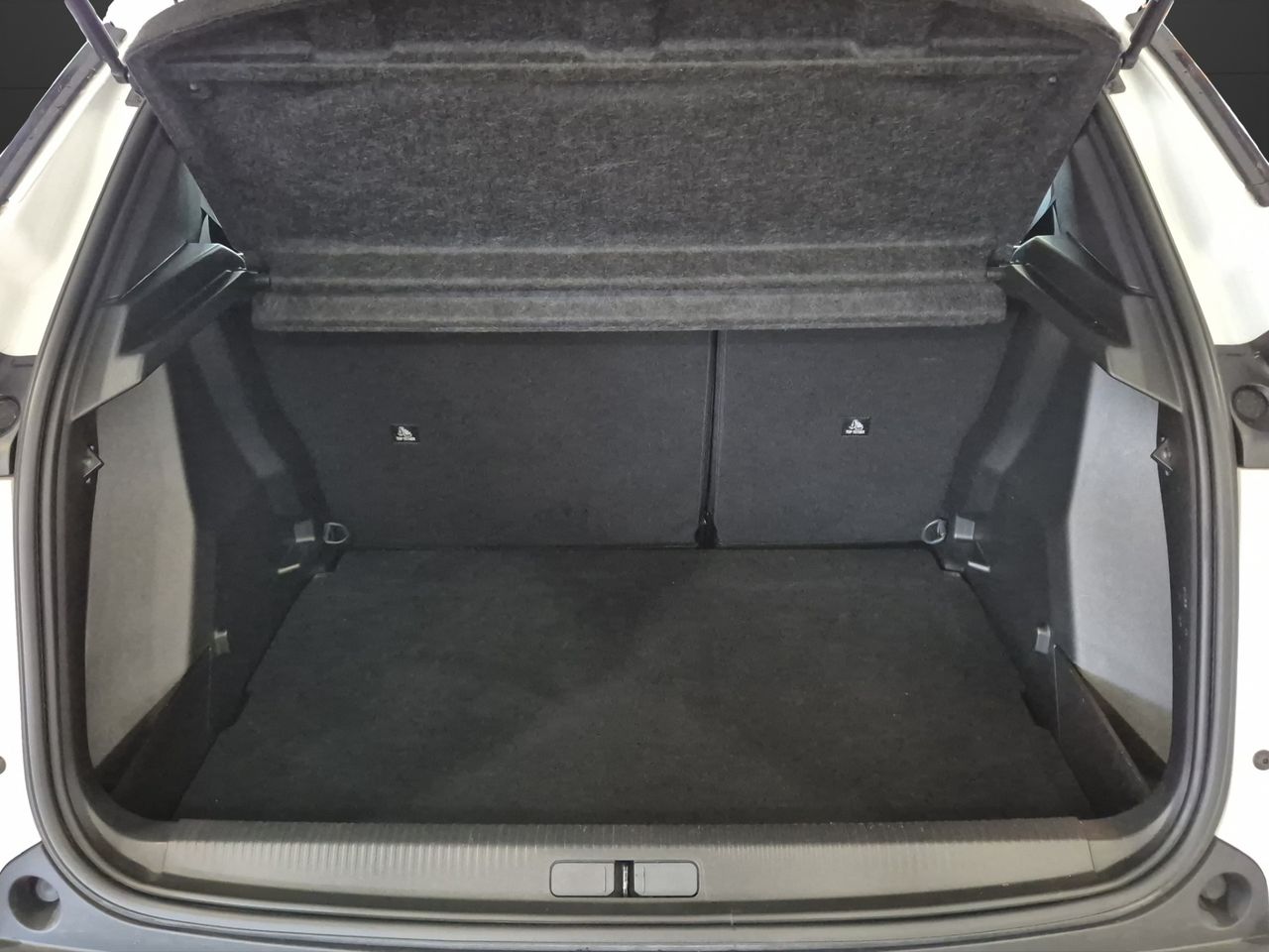 Peugeot 2008 Active Pack BlueHDI 81kW (110CV) - Foto 13