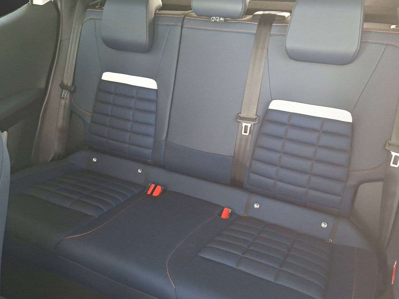 Citroën C3 Aircross Hybrid 145 ë-DCS6 Collection - Foto 16