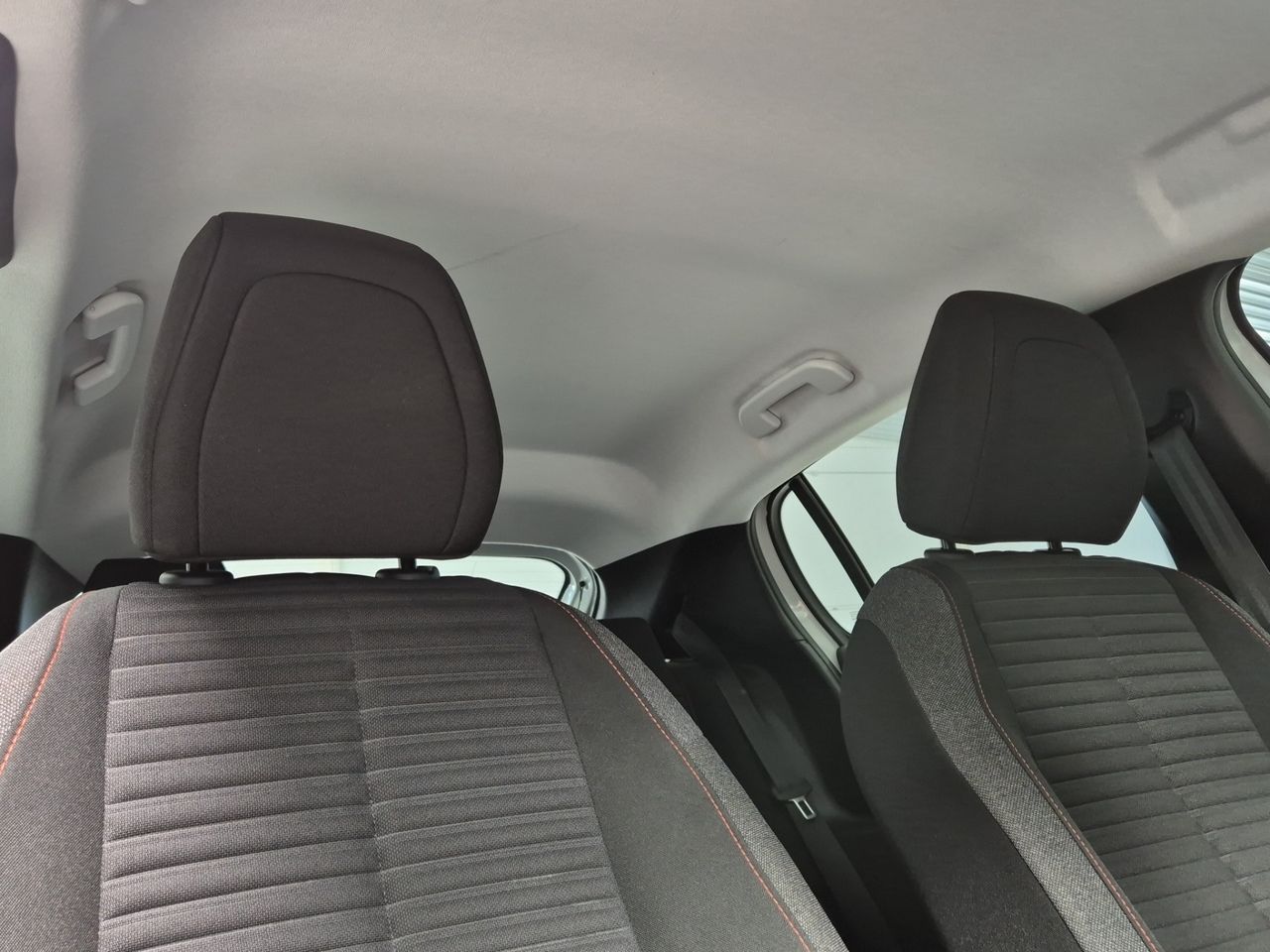 Peugeot 208 BlueHDi 73kW (100CV) Active Pack - Foto 10