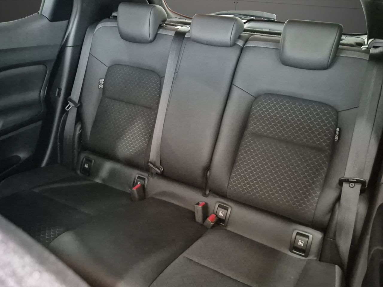 Nissan Juke DIG-T 84 kW (114 CV) 6M/T N-Connecta - Foto 19