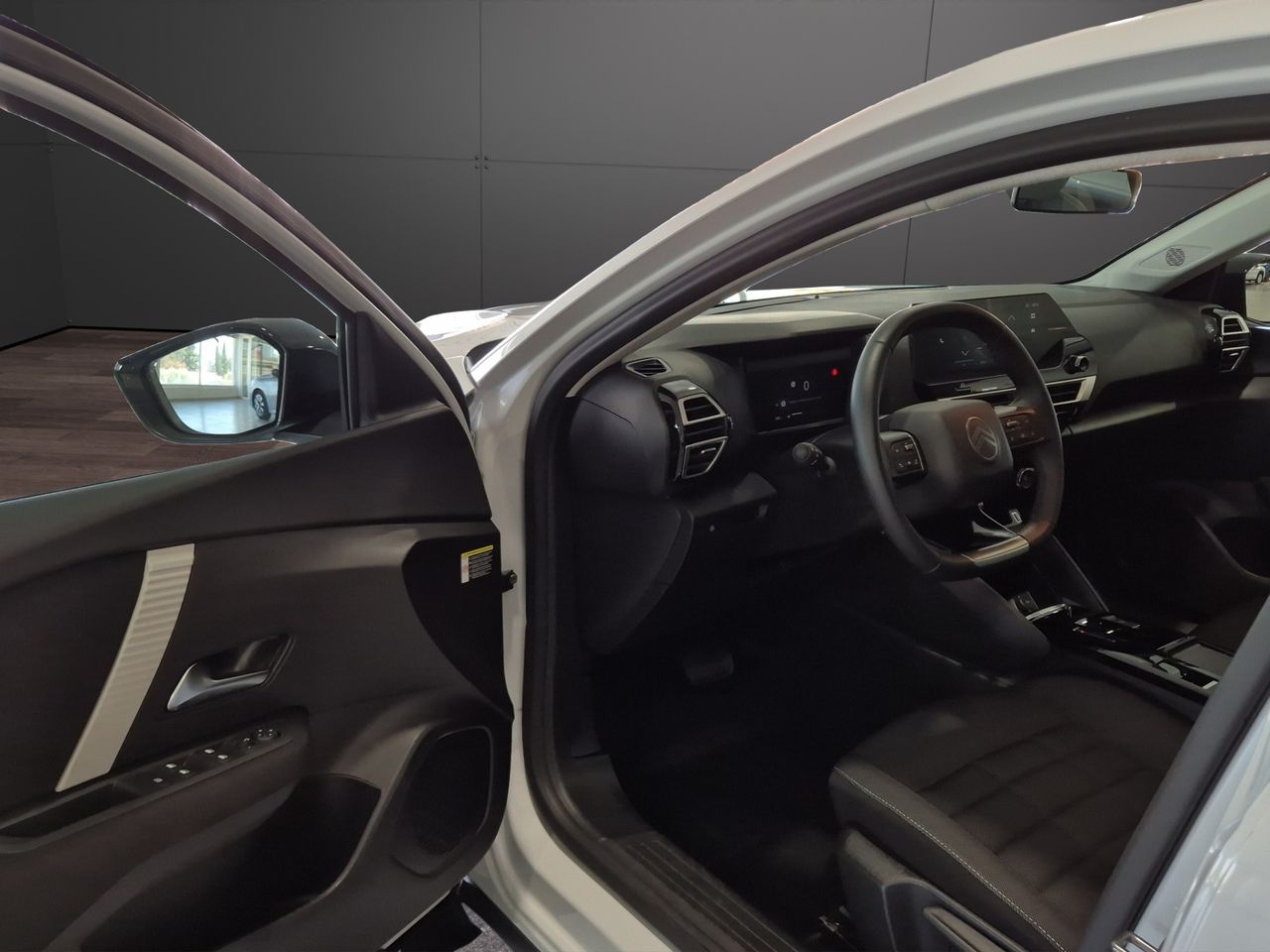 Citroën C4 Hybrid 136 e-DCS6 Plus - Foto 10
