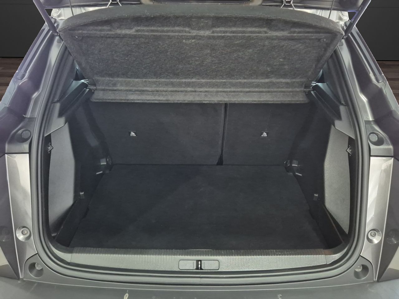 Peugeot 2008 Active Pack BlueHDI 81kW (110CV) - Foto 21