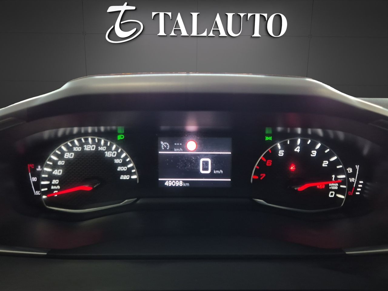 Peugeot 2008 Active Pack BlueHDI 81kW (110CV) - Foto 15