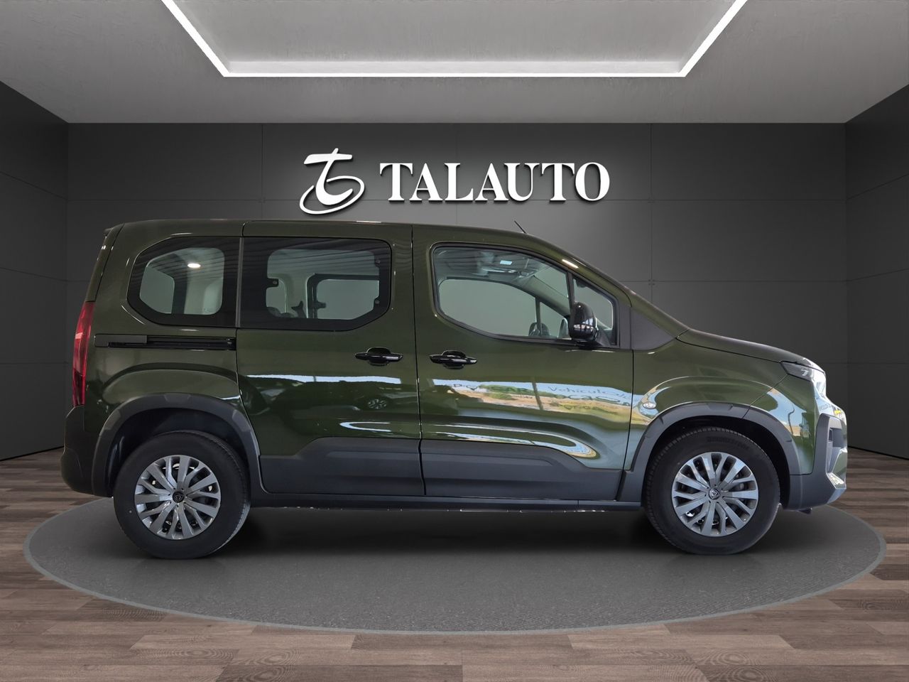 Peugeot Rifter Allure BlueHDi 100 S&S 6 Vel. MAN Long - Foto 7