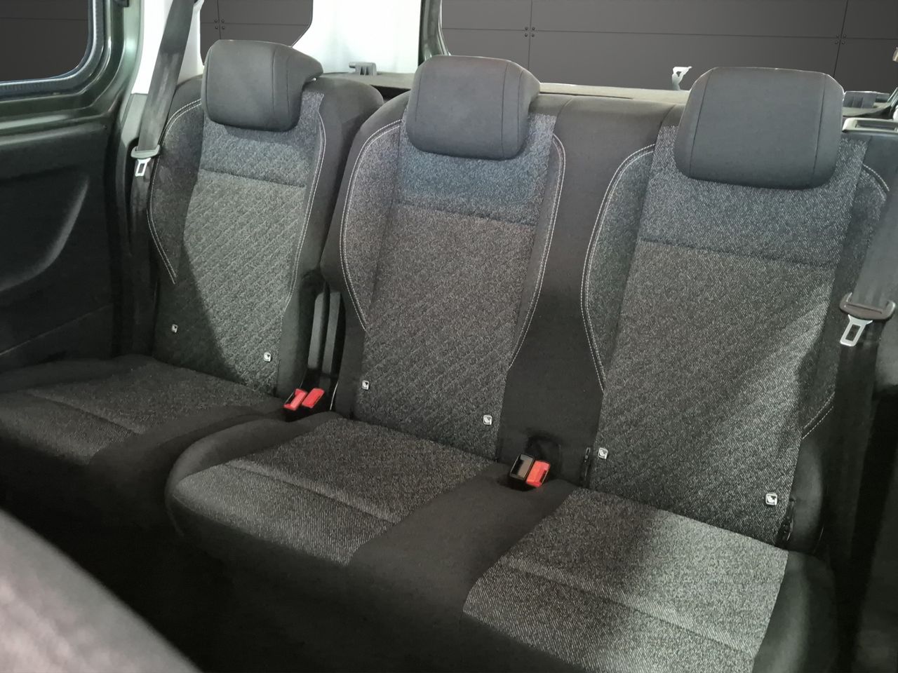 Peugeot Rifter Allure BlueHDi 100 S&S 6 Vel. MAN Long - Foto 16