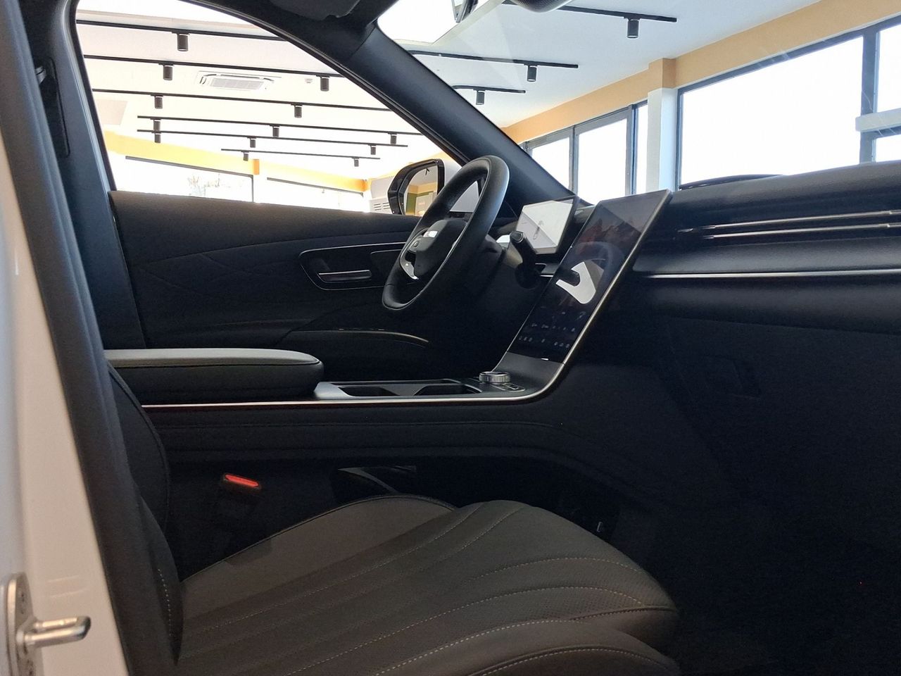 Lepas L8 PHEV Elegance 1.5 TGDI 1DHT 205kW(279CV) - Foto 17