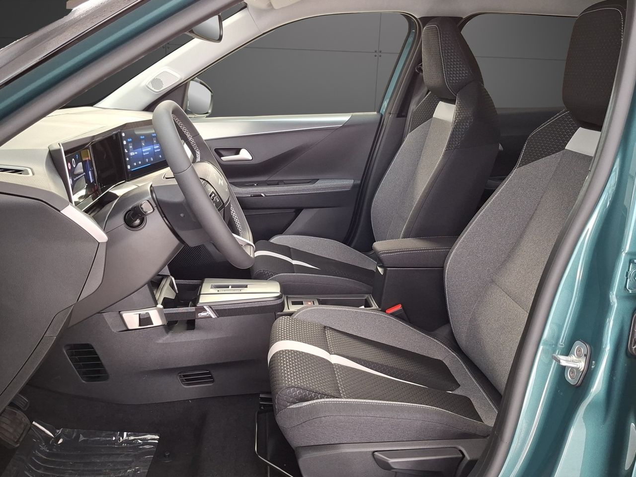Opel Frontera 1.2T XHT Hybrid eDCT6 81kW GS - Foto 10