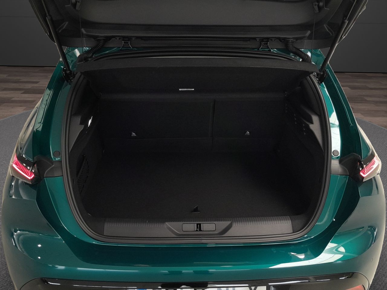 Peugeot 308 5P Allure Hybrid PHEV 195 e-DCT7 - Foto 13