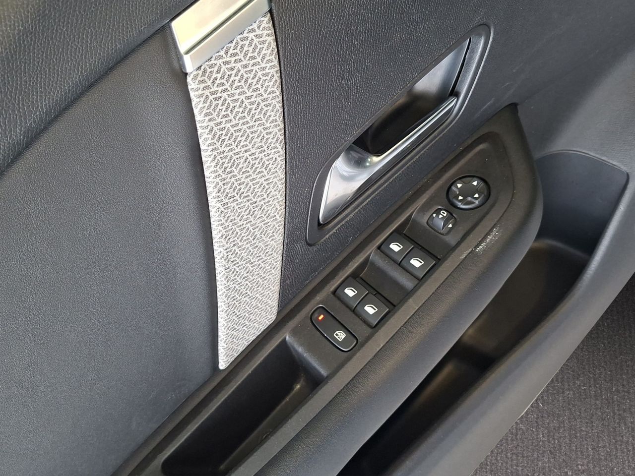 Citroën C4 PureTech 130 S&S 6v Max - Foto 12