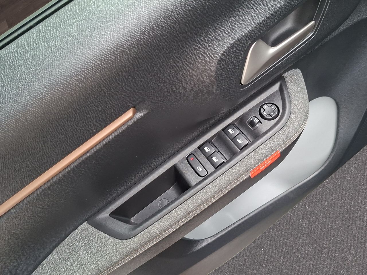 Citroën C3 Aircross Turbo 73kW (100CV) BVM6 PLUS - Foto 12