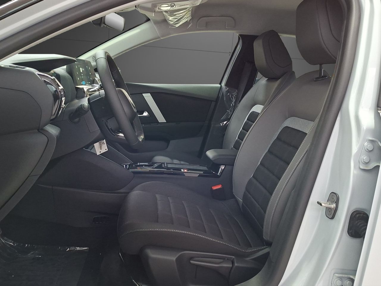 Citroën C4 Hybrid 110 ë-DCS6 Plus - Foto 10