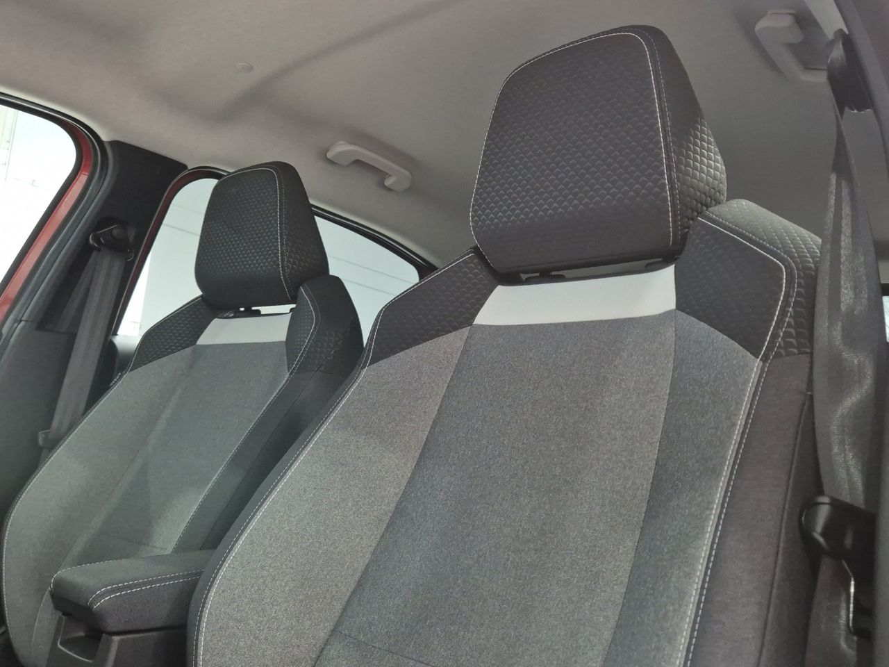 Opel Frontera 1.2T XHT Hybrid eDCT6 81kW GS - Foto 19