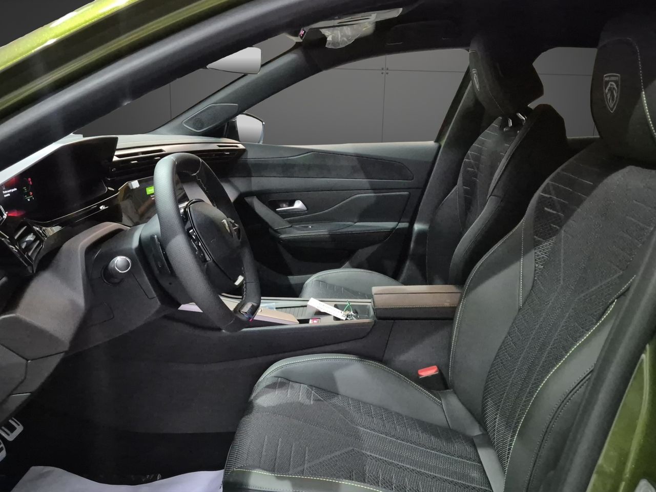 Peugeot 408 408 GT HYBRID 145 eDCS6 - Foto 11