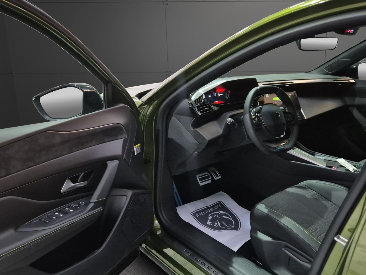 Peugeot 408 408 GT HYBRID 145 eDCS6 - Foto 12
