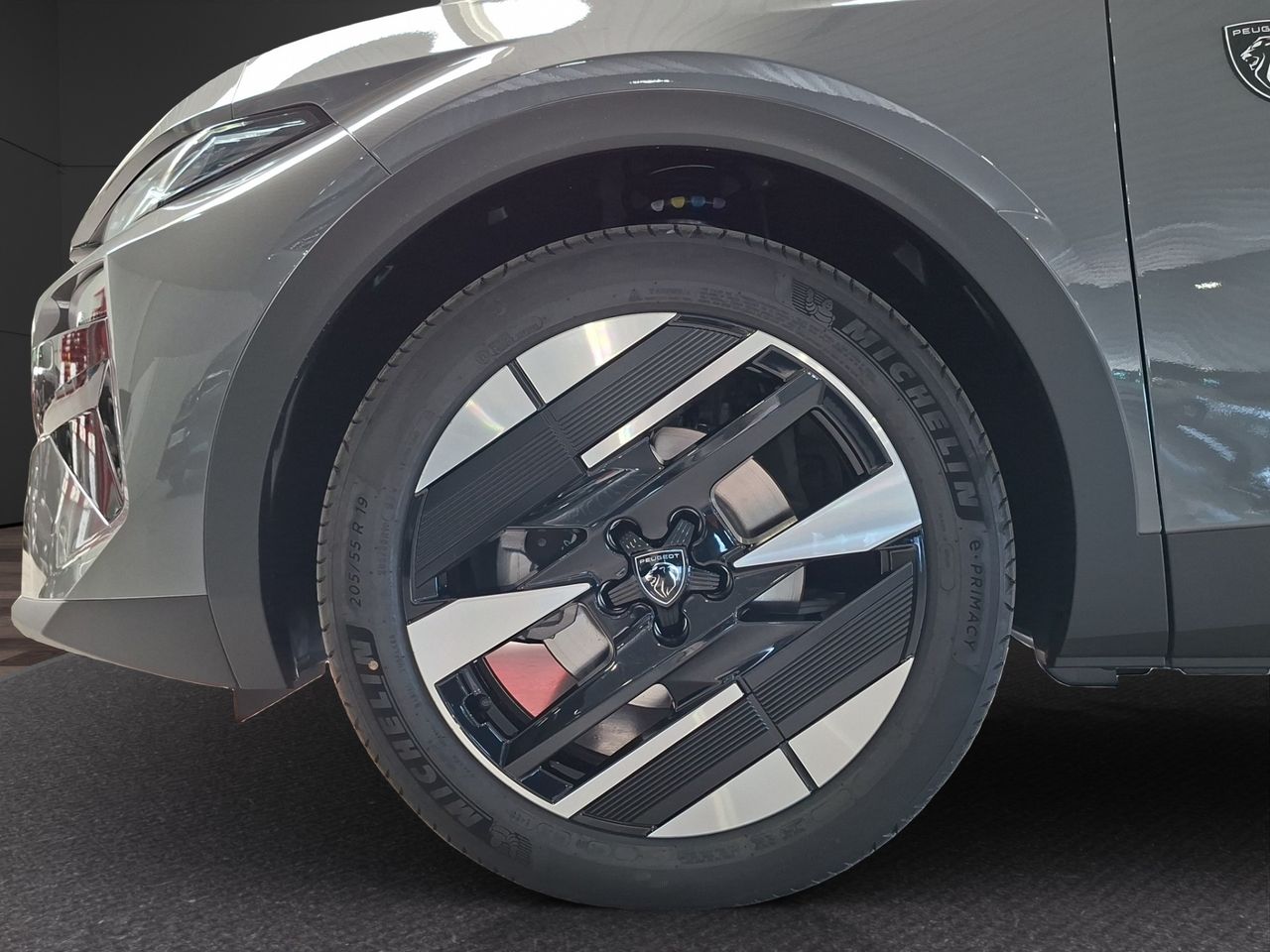 Peugeot 408 408 GT HYBRID 145 eDCS6 - Foto 10