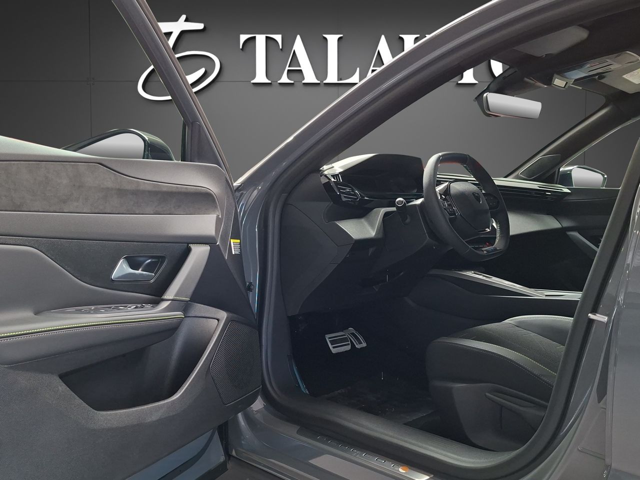 Peugeot 408 408 GT HYBRID 145 eDCS6 - Foto 12