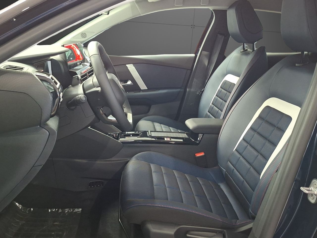 Citroën C4 Hybrid 145 ë-DCS6 Collection - Foto 12