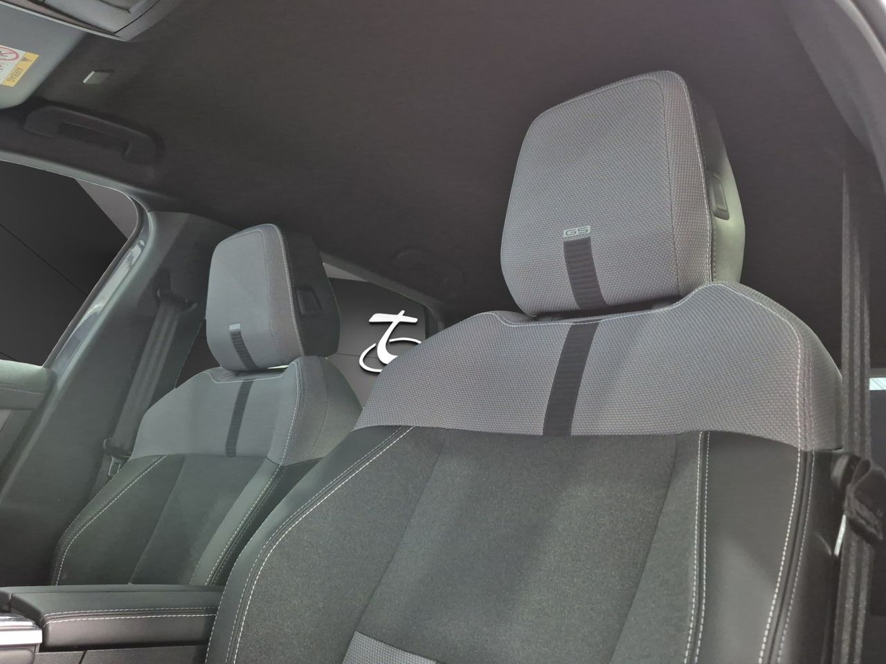 Opel Grandland 1.6T Plug-in Hybrid eDCT7 S/S GS - Foto 15