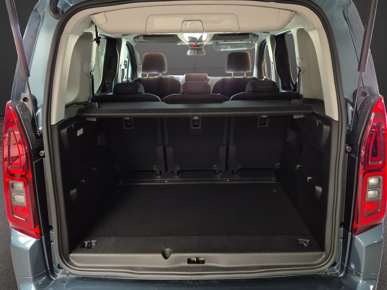 Opel Combo GS 130 Cv 1.5 Td S/S AT8 €6.4 - Foto 22