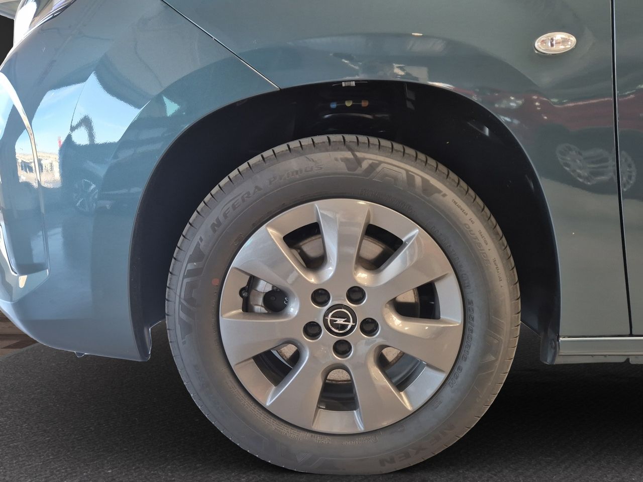 Opel Combo GS 130 Cv 1.5 Td S/S AT8 €6.4 - Foto 10