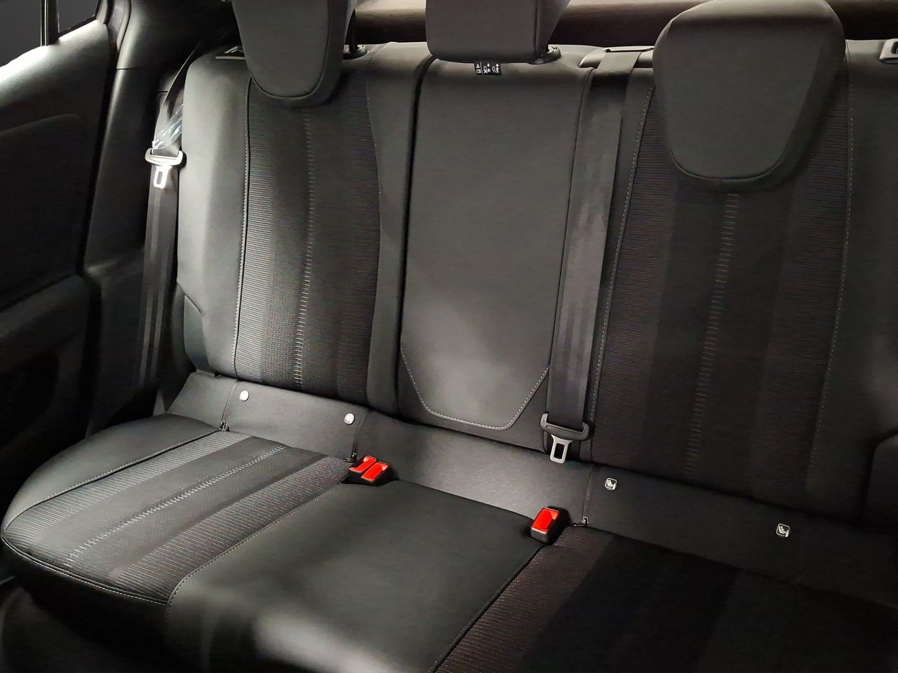 Opel Mokka 1.2 T XHT Hybrid eDCT6 GS - Foto 20