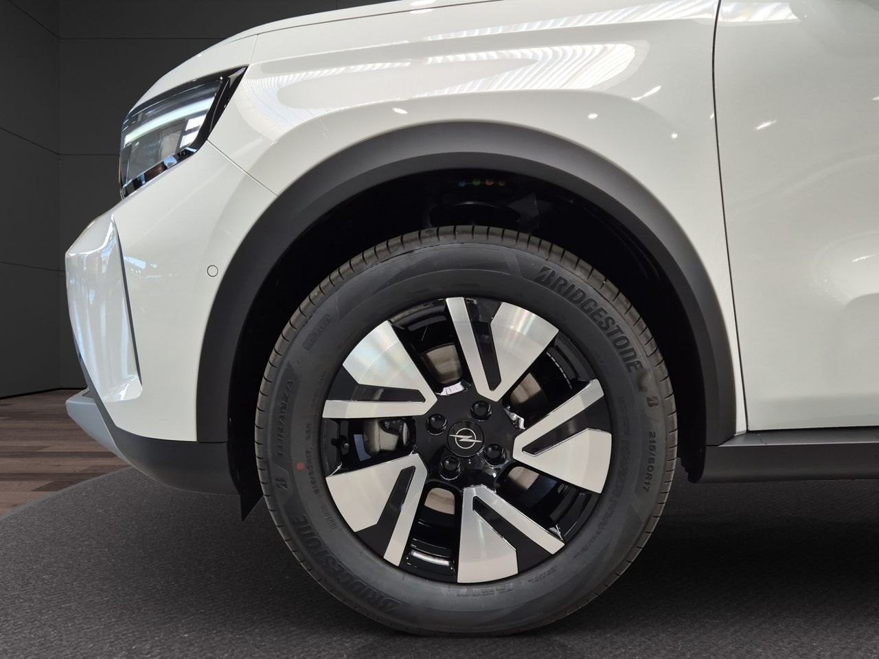 Opel Frontera 1.2T XHT Hybrid eDCT6 81kW GS - Foto 10