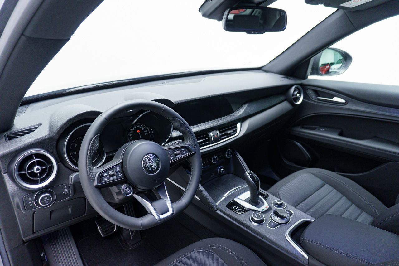 Alfa Romeo Stelvio Q4 SUPER 2.1 TD 190 CV AT8 5P - Foto 2